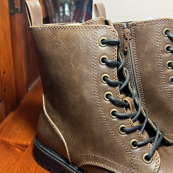 SO Brand New Lace Up / Zippered Women’s Brown Boots 8.5 - Picture 2 of 14